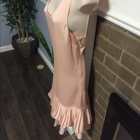 ❤️SOLD on Ⓜ️ Banana Republic blush tiered dress - Picture 5 of 8